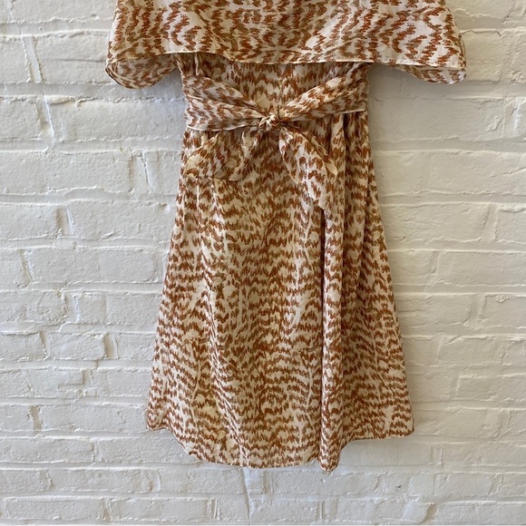 Theory || Drape Back Tiered Mini Dress Wide Strap Sundress in Desert Lawn Tan 12 - Picture 3 of 10